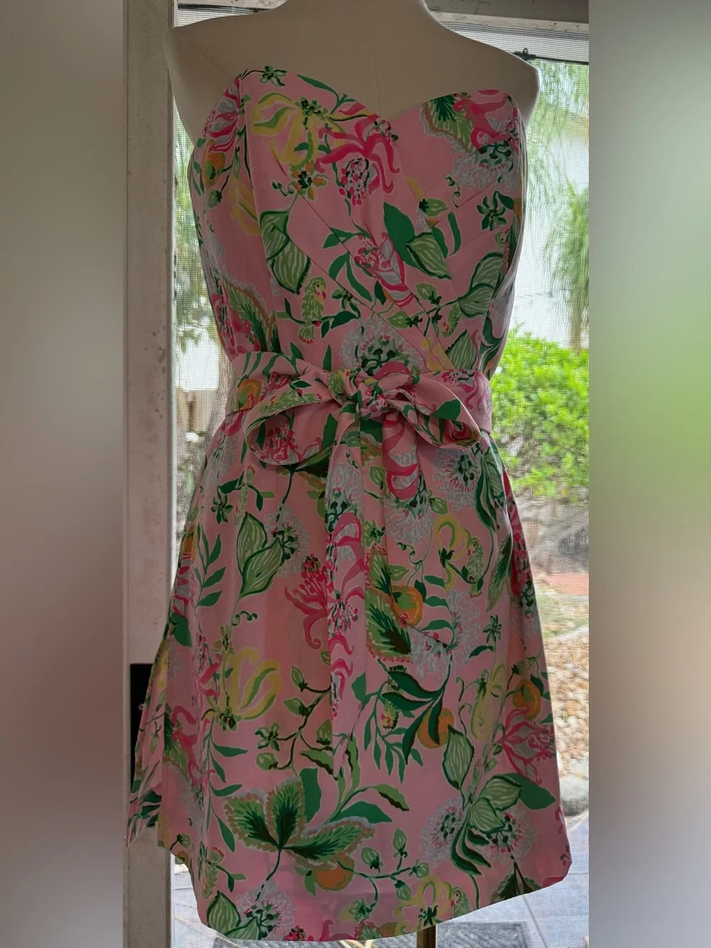 Lilly Pulitzer Kylo Strapless Skirted
Romper - Picture 2 of 6